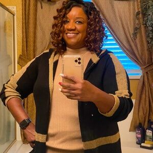 Chic Black and Tan Cardigan